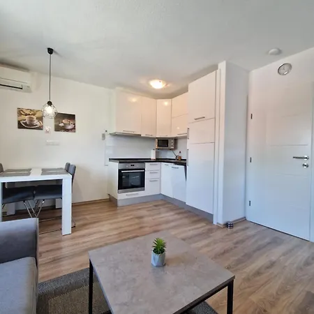 Tony Apartamento Trogir