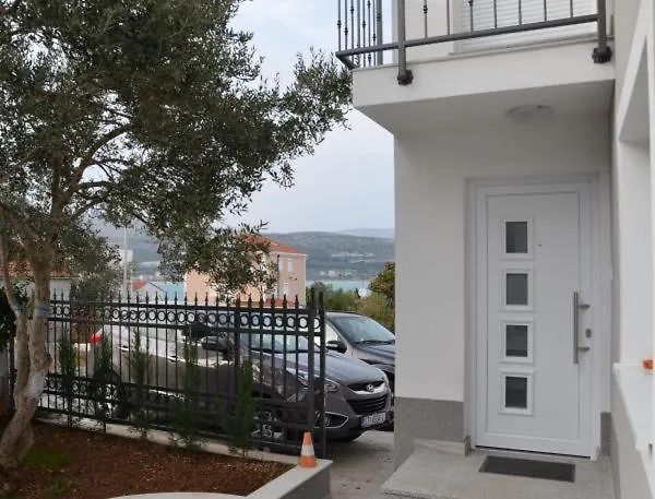 Apartment Tony